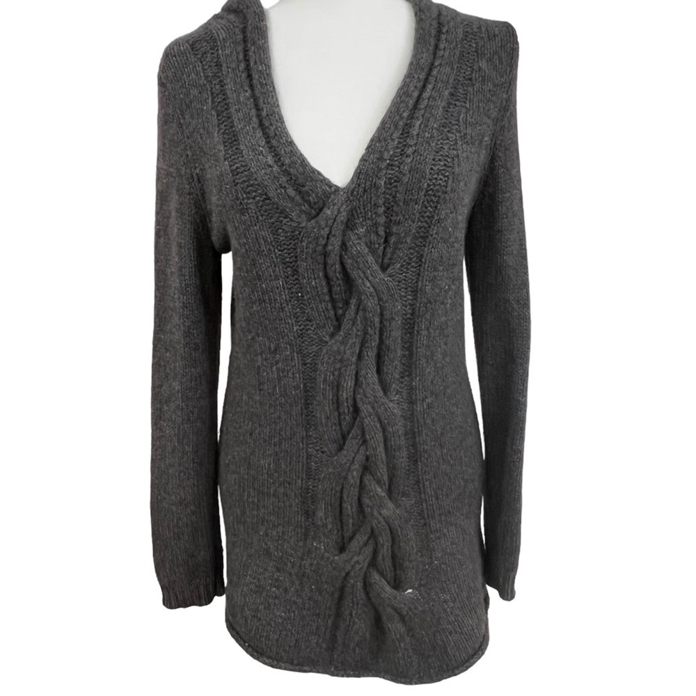 Bloomingdales C Cashmere V Neck Gray Braided Sweater Medium - Picture 2 of 9